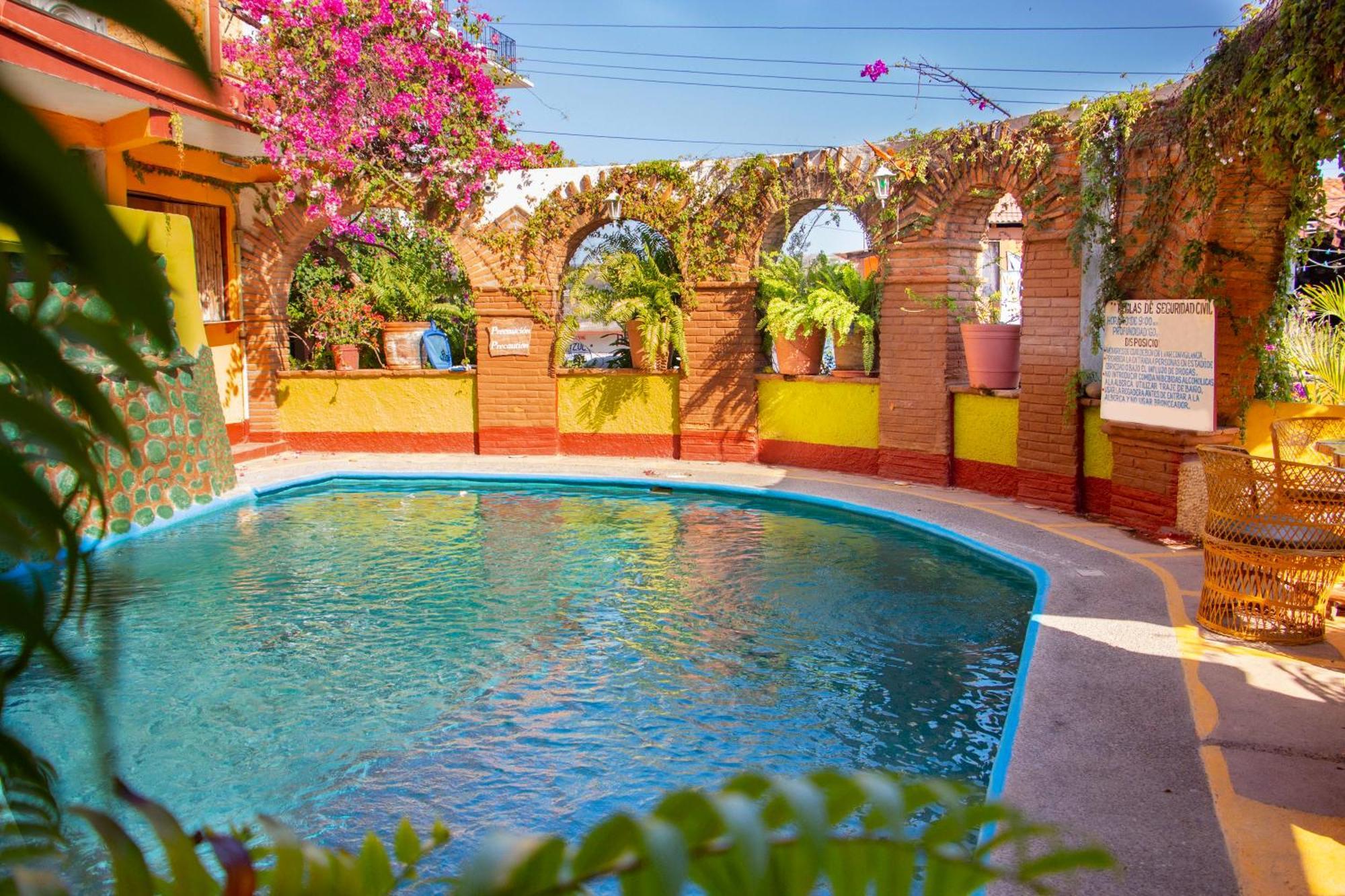 Hotel La Cabana Puerto Ángel エクステリア 写真