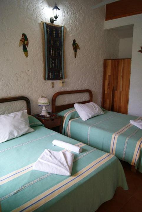 Hotel La Cabana Puerto Ángel エクステリア 写真