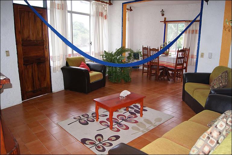 Hotel La Cabana Puerto Ángel エクステリア 写真