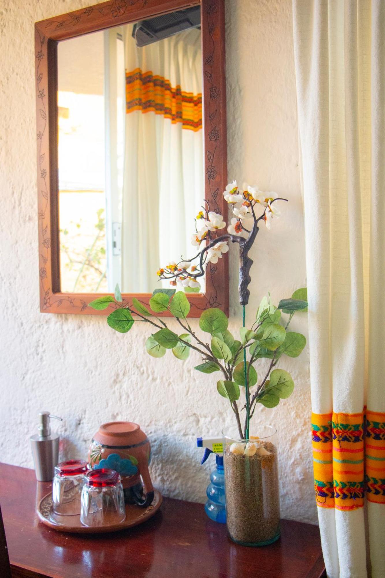Hotel La Cabana Puerto Ángel エクステリア 写真