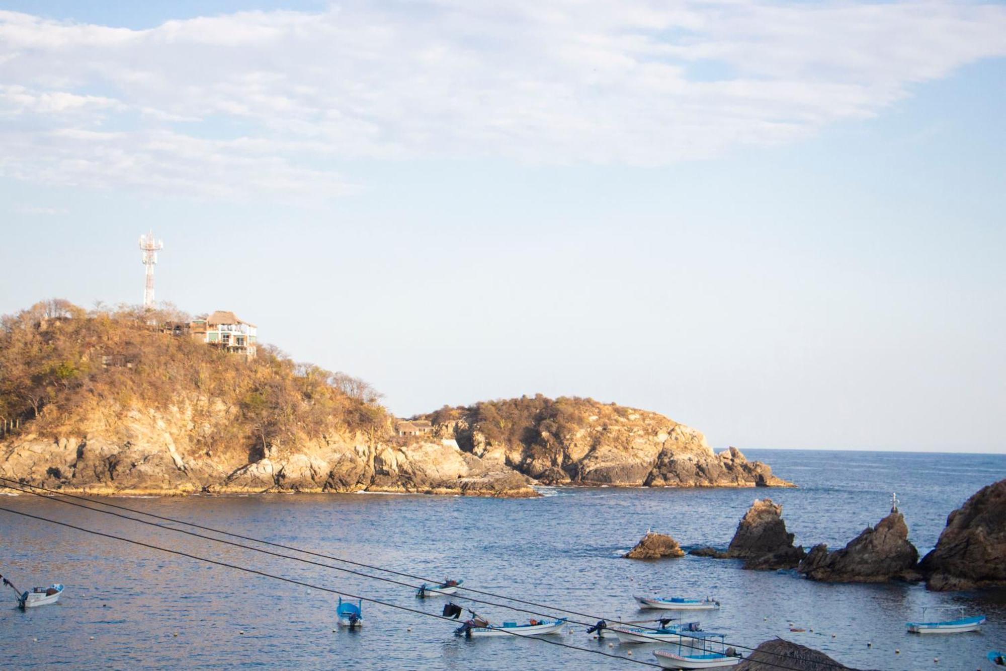 Hotel La Cabana Puerto Ángel エクステリア 写真