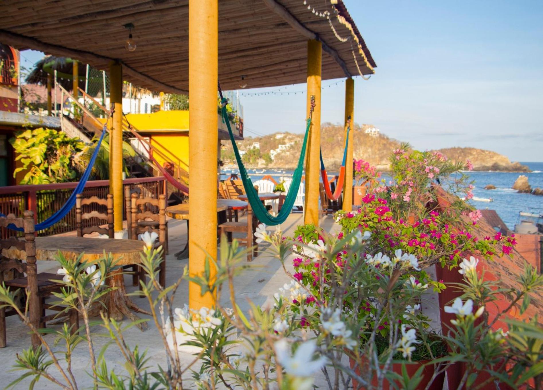 Hotel La Cabana Puerto Ángel エクステリア 写真