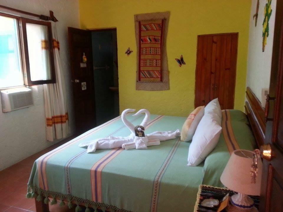 Hotel La Cabana Puerto Ángel エクステリア 写真